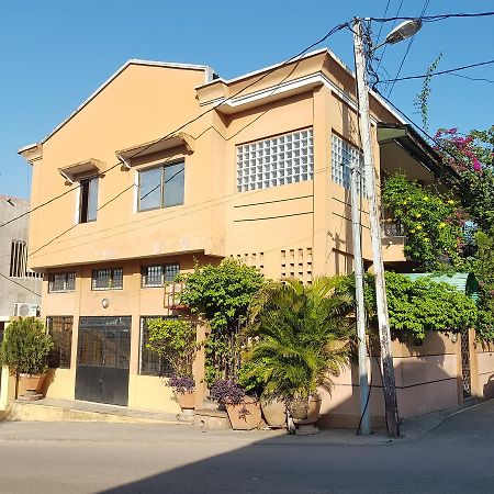 Appartements Chez Leo Бразавил Екстериор снимка