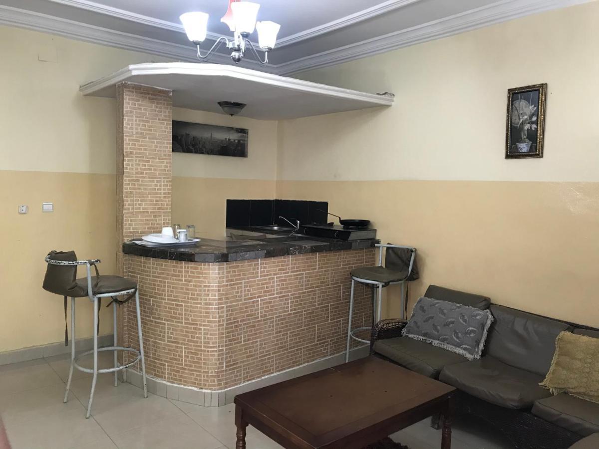 Appartements Chez Leo Бразавил Екстериор снимка