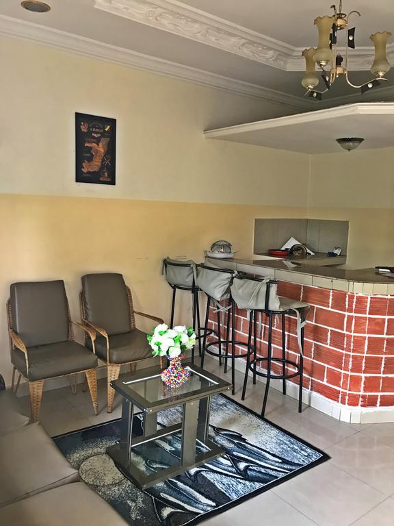 Appartements Chez Leo Бразавил Екстериор снимка
