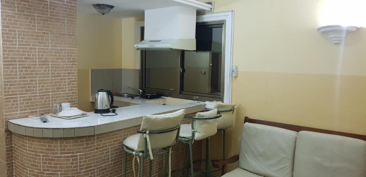 Appartements Chez Leo Бразавил Екстериор снимка